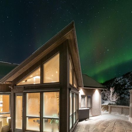 Vikran Seaside Lodge Straumsjoen Esterno foto