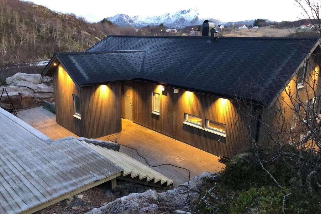 Vikran Seaside Lodge Straumsjoen Esterno foto